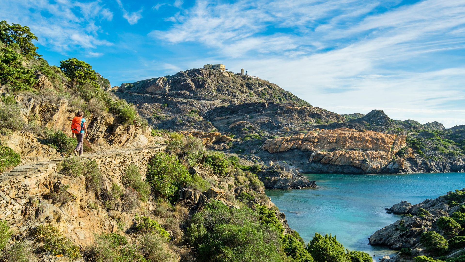 Cuadros de verano: casas, pueblos y paisajes que sirvieron de lienzo a cinco artistas españoles