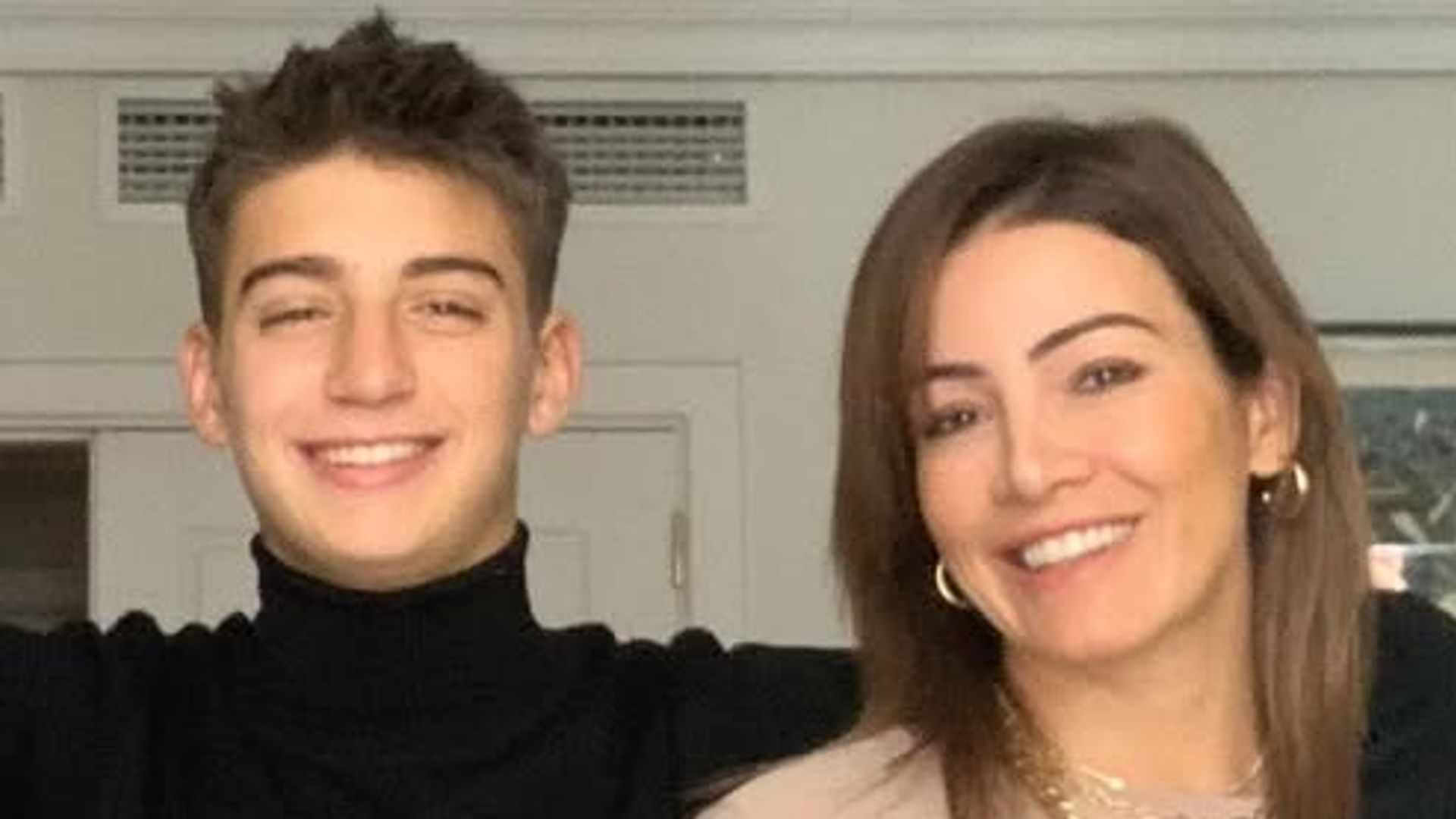 Virginia Troconis y Manuel Díaz 'El Cordobés' con su primogénito, Manu