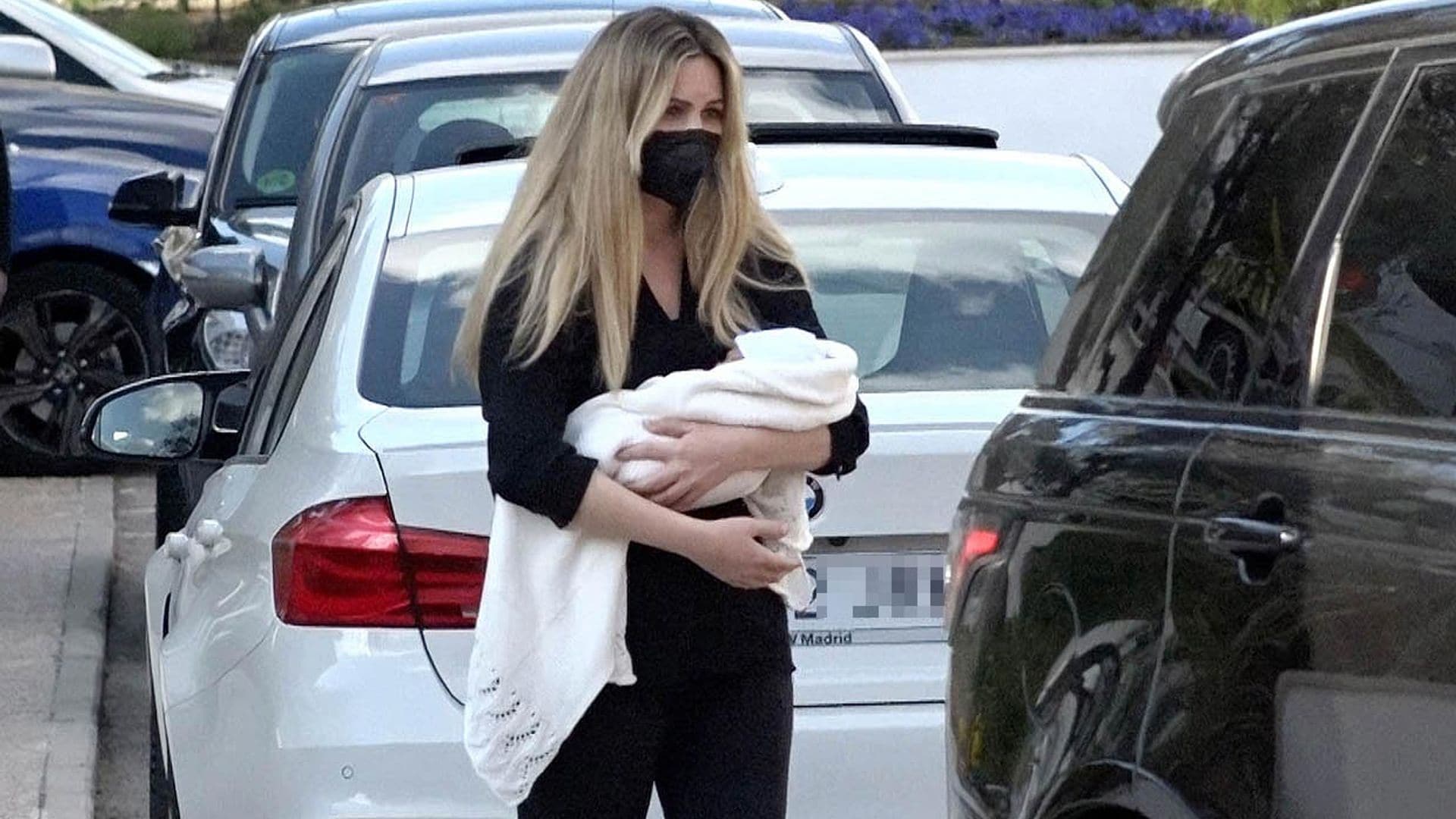 Edurne cuenta cómo están siendo sus primeros días como mamá tras acudir a una revisión de Yanay