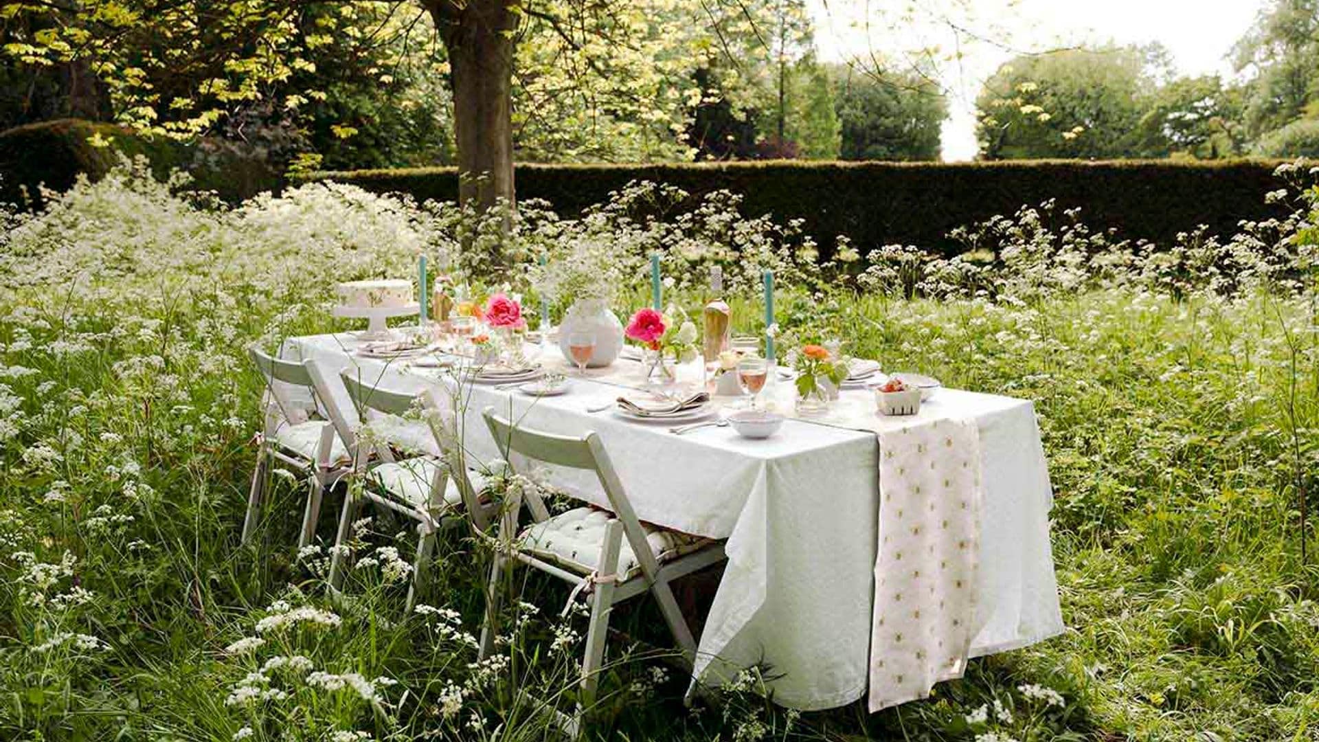 Ideas para decorar el comedor de exterior y disfrutar de una cena de verano muy especial