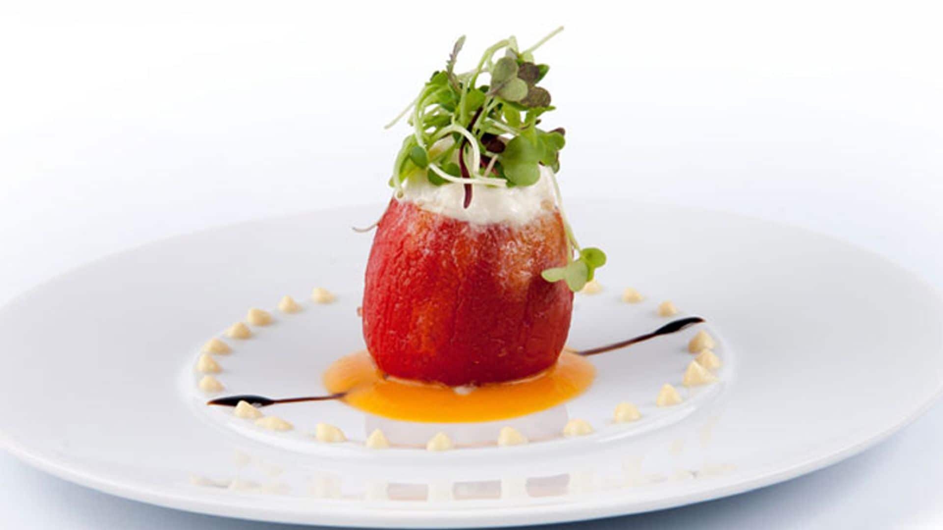 Tomates, burrata y azafrán