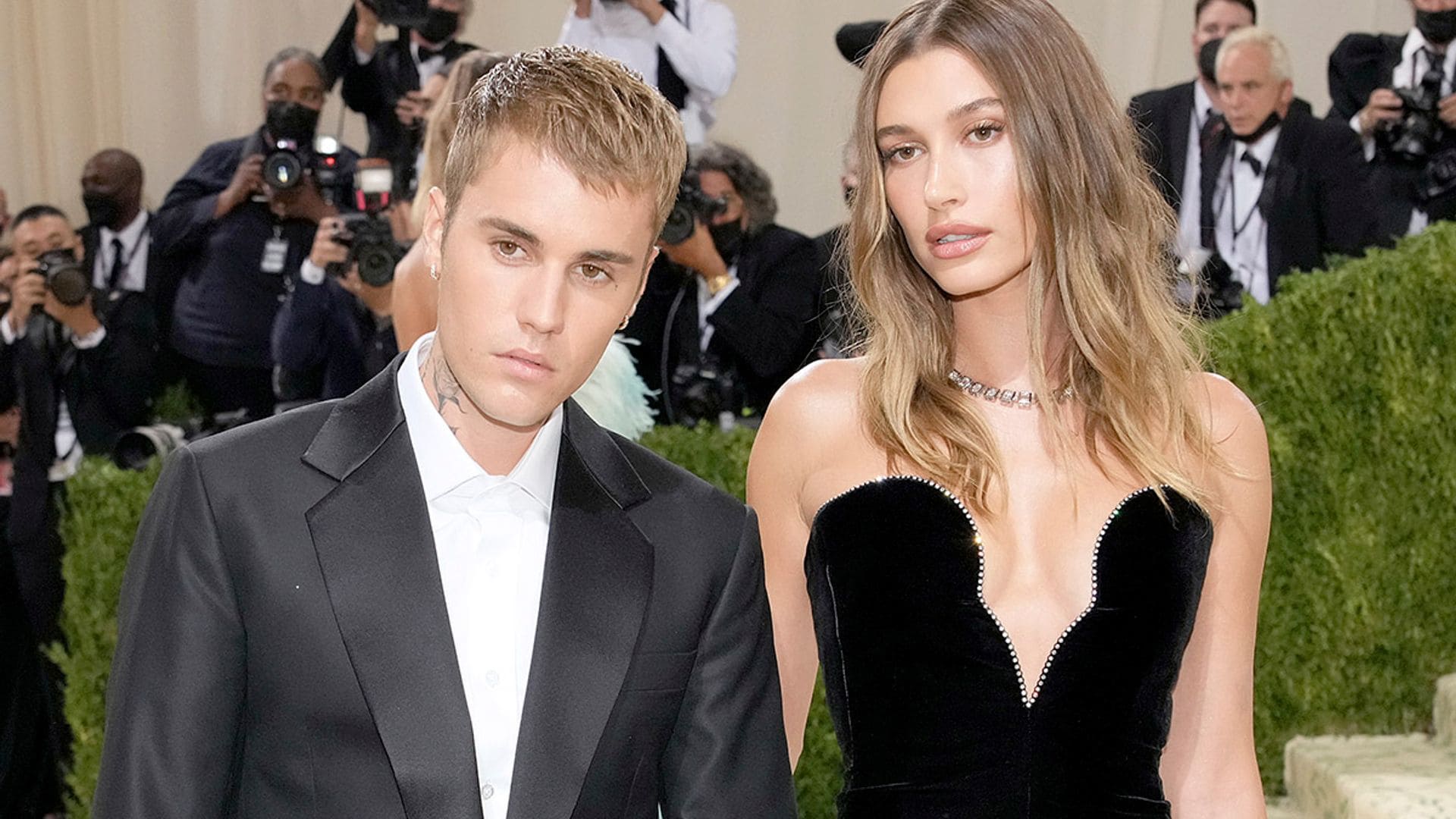 Hailey Bieber y Justin se adelantan a Halloween en la fiesta más sexy de la temporada