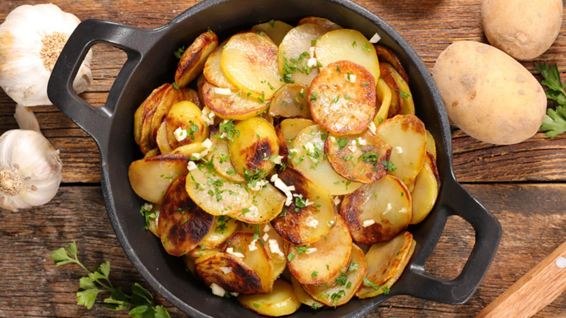 Patatas al ajillo