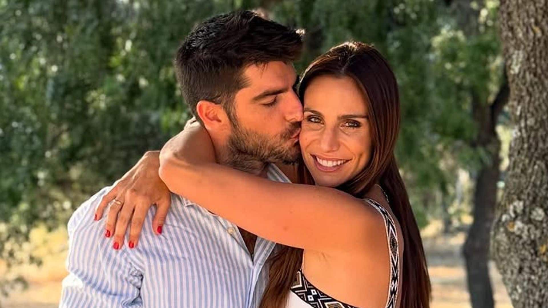 Lucía Villalón celebra la preboda de su prima y confiesa su inquietud al tener que separarse de sus 2 hijos