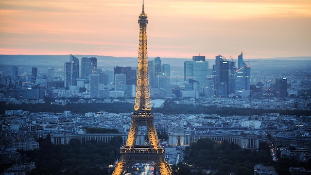 daily life in paris
