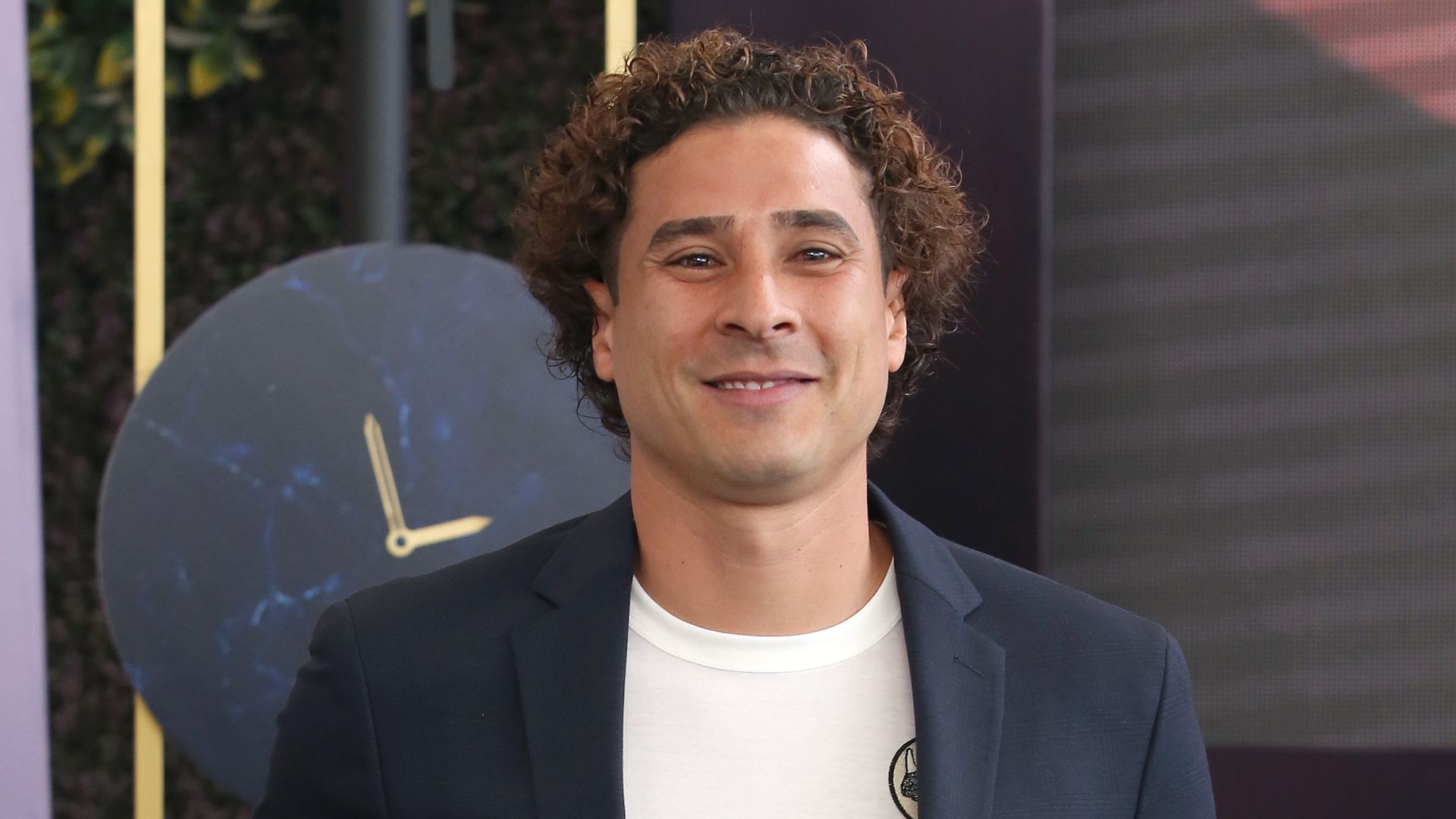 Guillermo Ochoa no descarta incursionar en la actuación algún día.