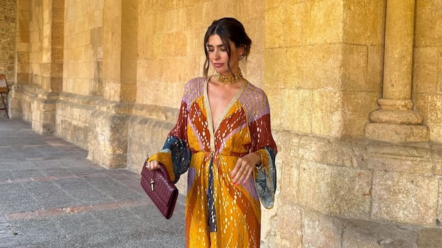 Influencer mery turiel con kaftan