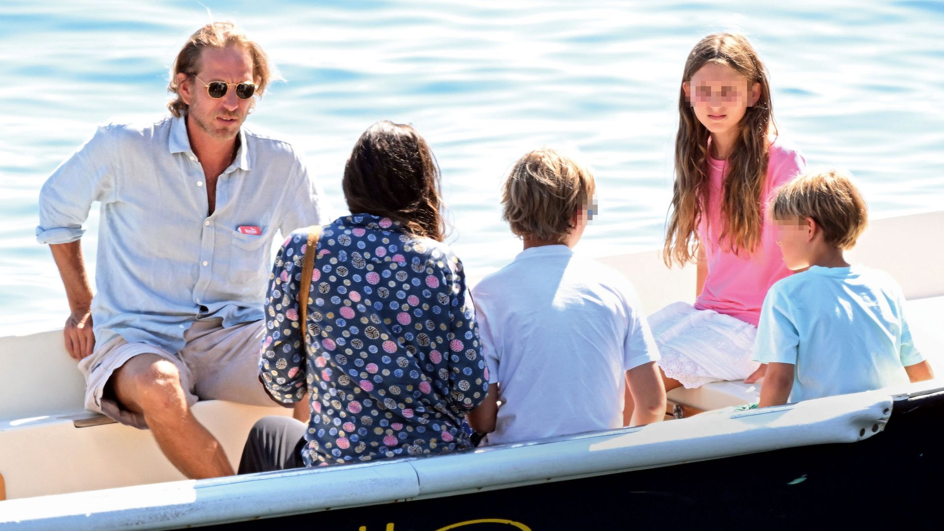Andrea Casiraghi junto a su familia disfrutando de sus vacaciones por el Mediterráneo