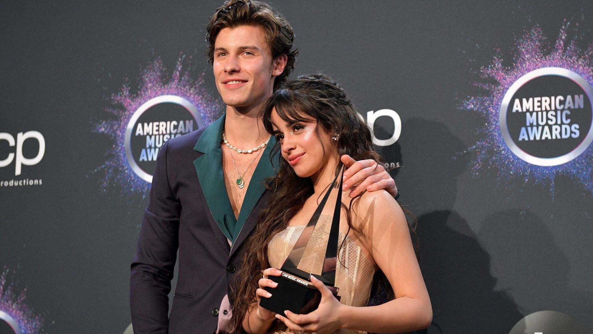 Shawn Mendes revela el cariño que siente su padre por Camila Cabello