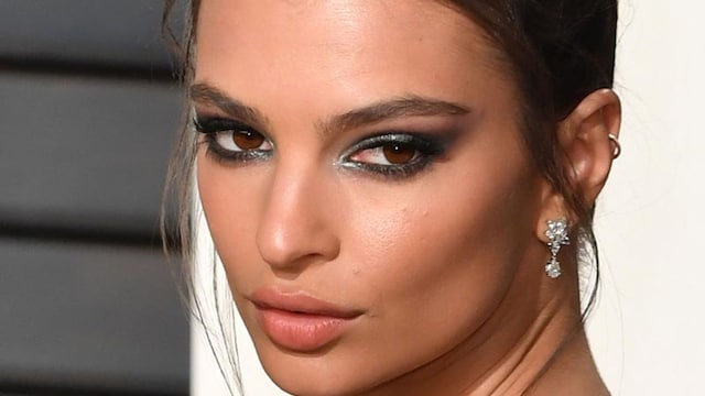 Emily Ratajkowski 2t