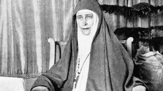 ella hesse cordon1