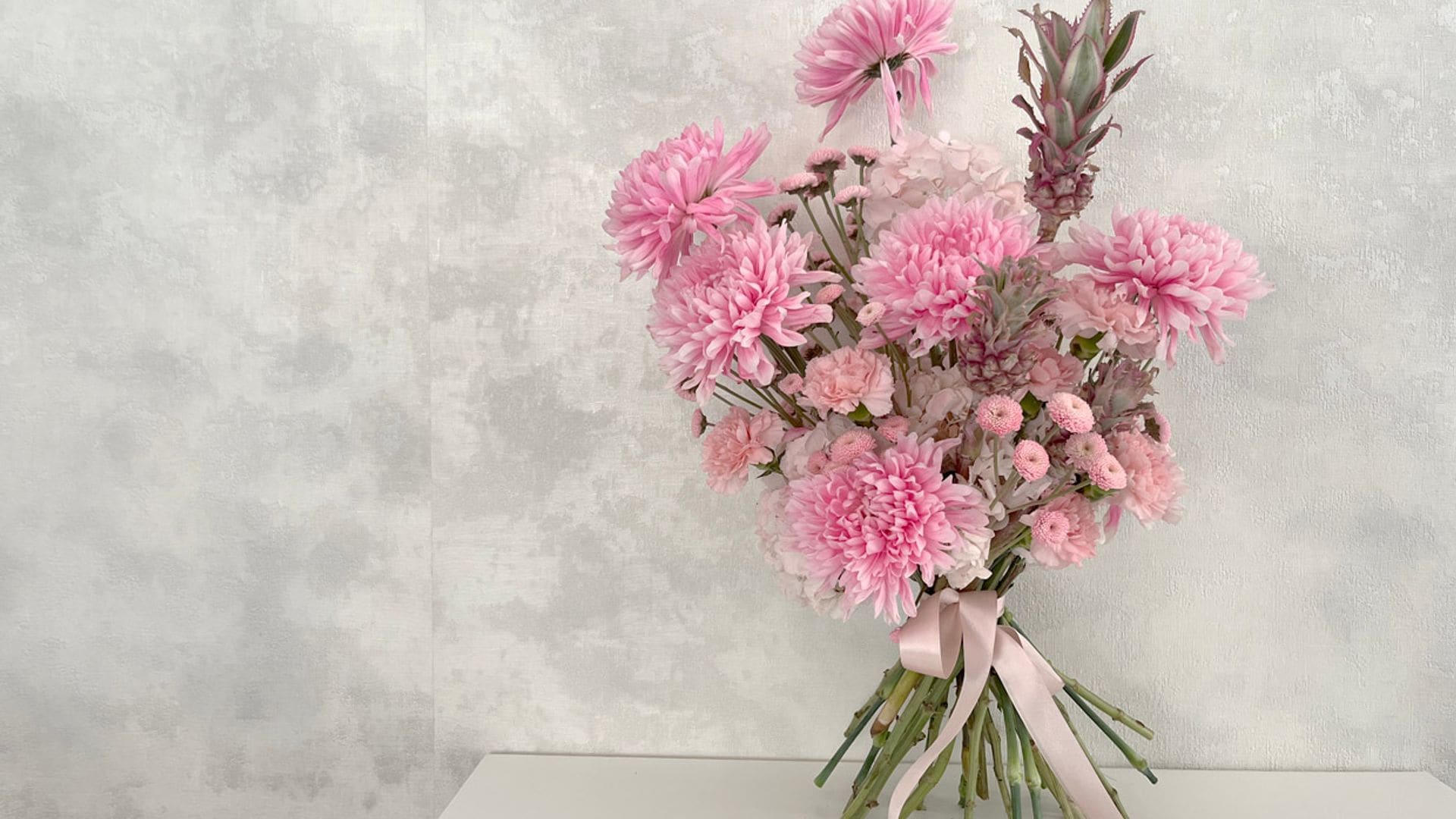 Claves para crear preciosos y vistosos arreglos florales monocromáticos