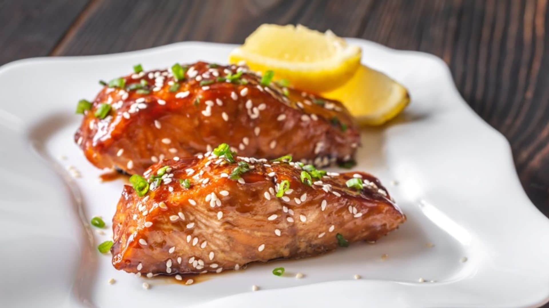 Salmón 'teriyaki'