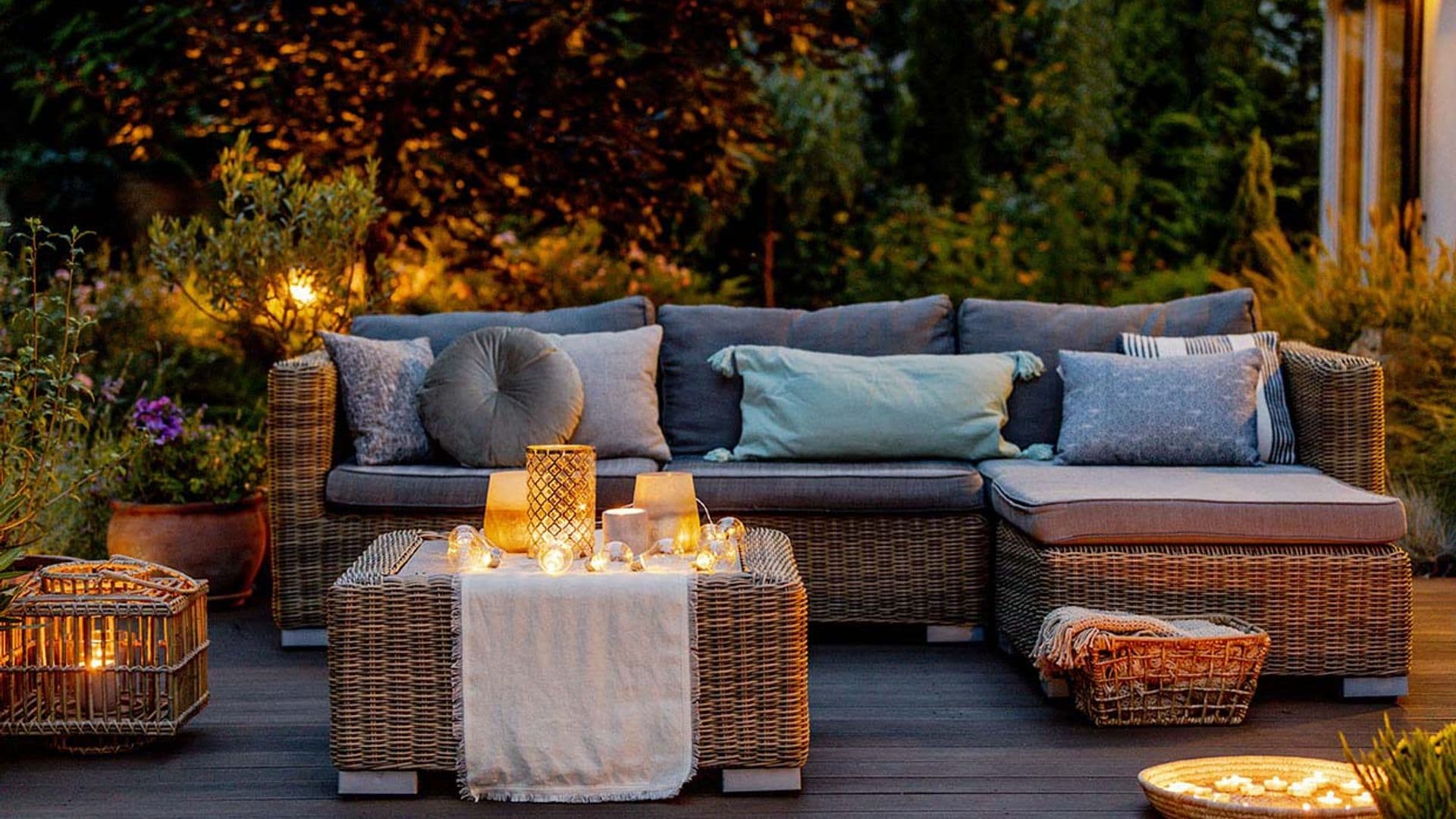 Estas son las mejores plantas para perfumar tu jardín por las noches