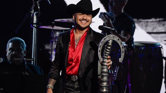 christian nodal