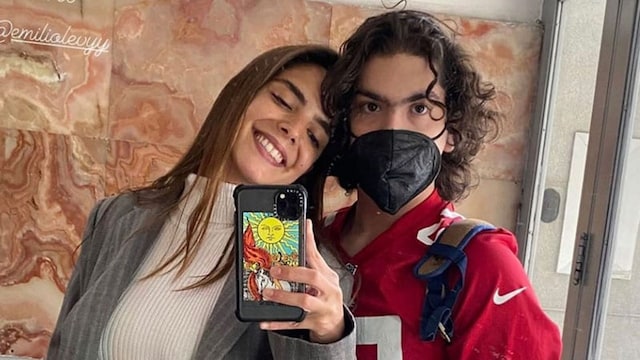 mariahermano t
