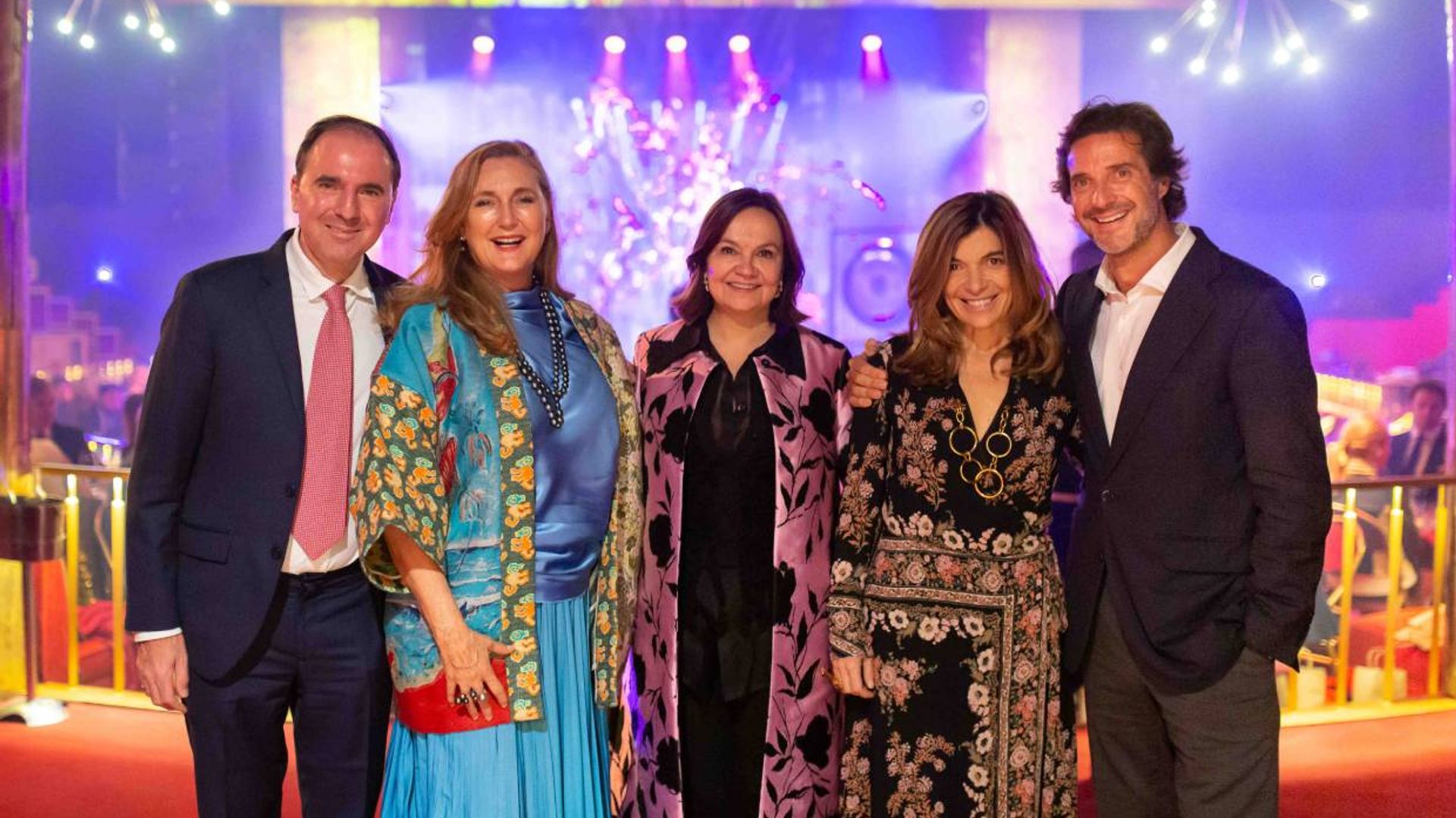 Francesca, hija del barón Thyssen, y Xandra, hija del marqués de Griñón, se unen para proteger el planeta