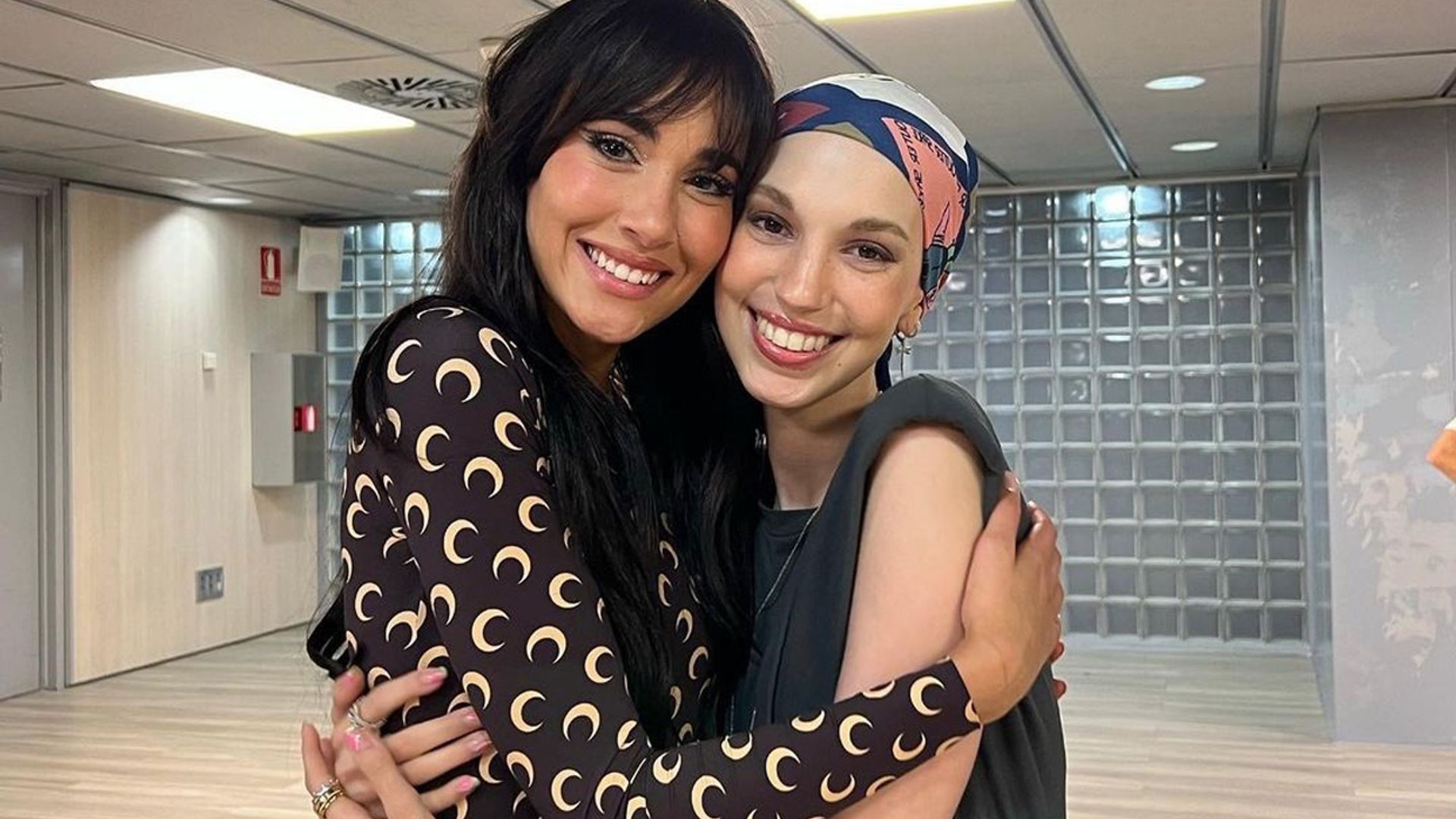 De Manuel Carrasco a Aitana, las conmovedoras reacciones al fallecimiento de Elena Huelva