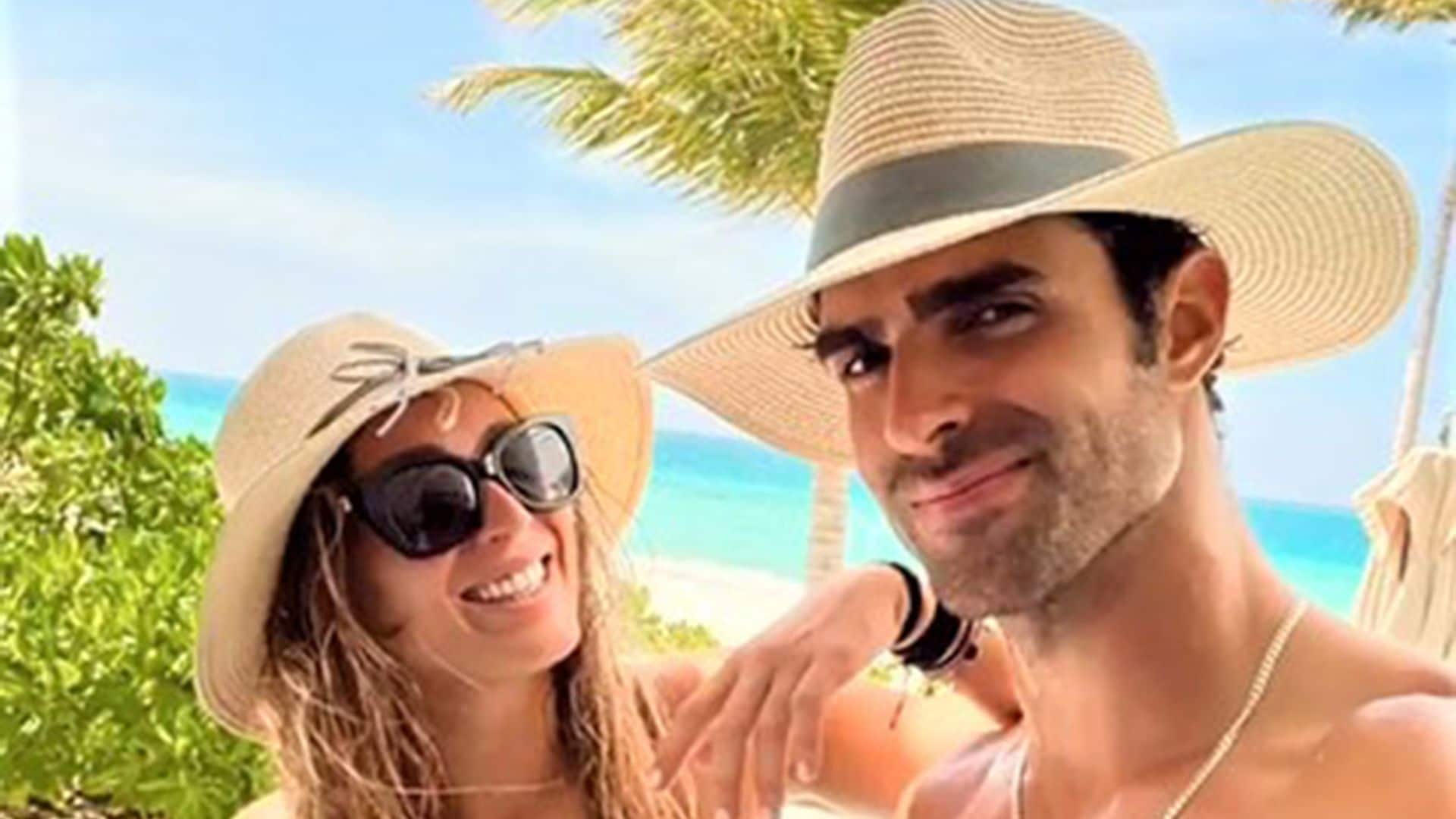 La espectacular 'luna de miel' anticipada de Paula Badosa y Juan Betancourt en las islas Maldivas