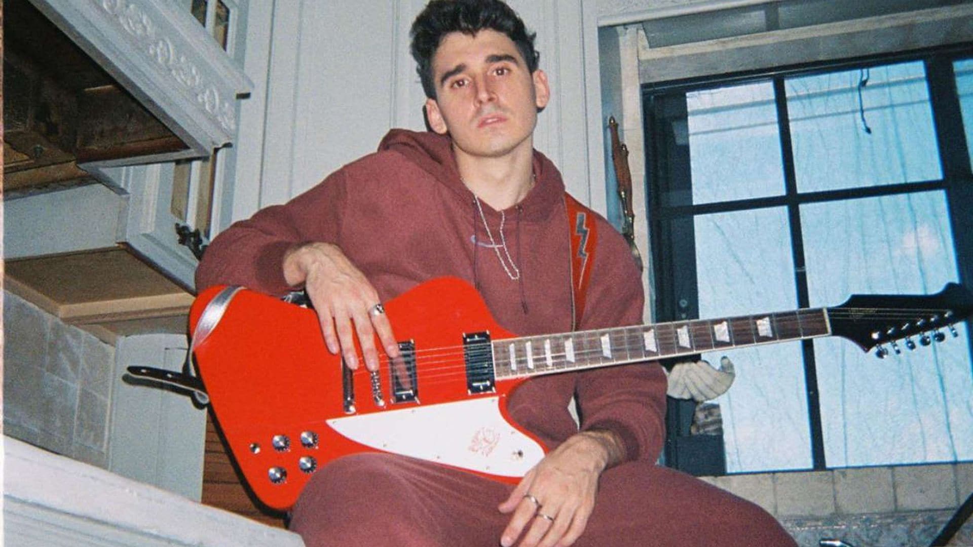 Quién es Borja, el joven cantautor que ha sido nominado a Mejor Nuevo Artista en los Latin Grammy 2023