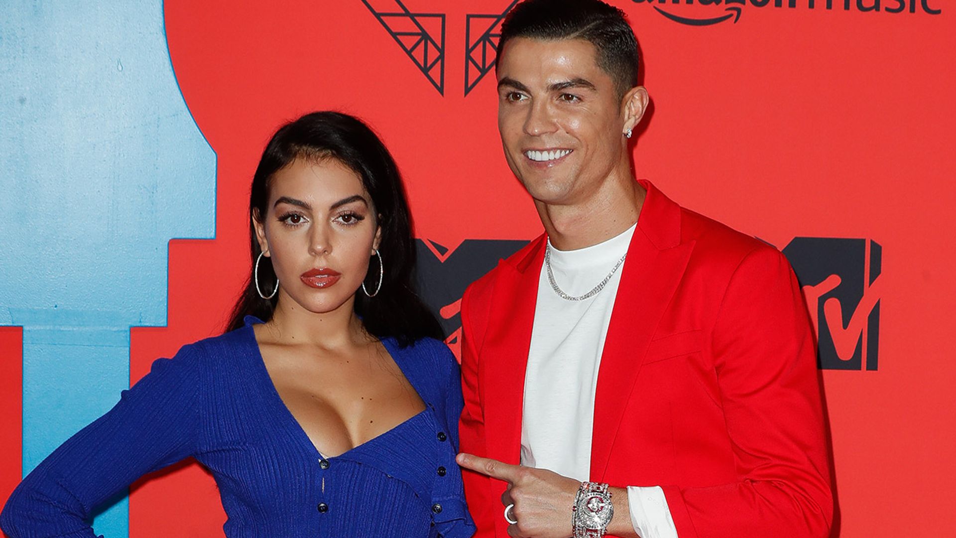 Descubre la foto talismán que lleva Cristiano Ronaldo en la media durante la Eurocopa