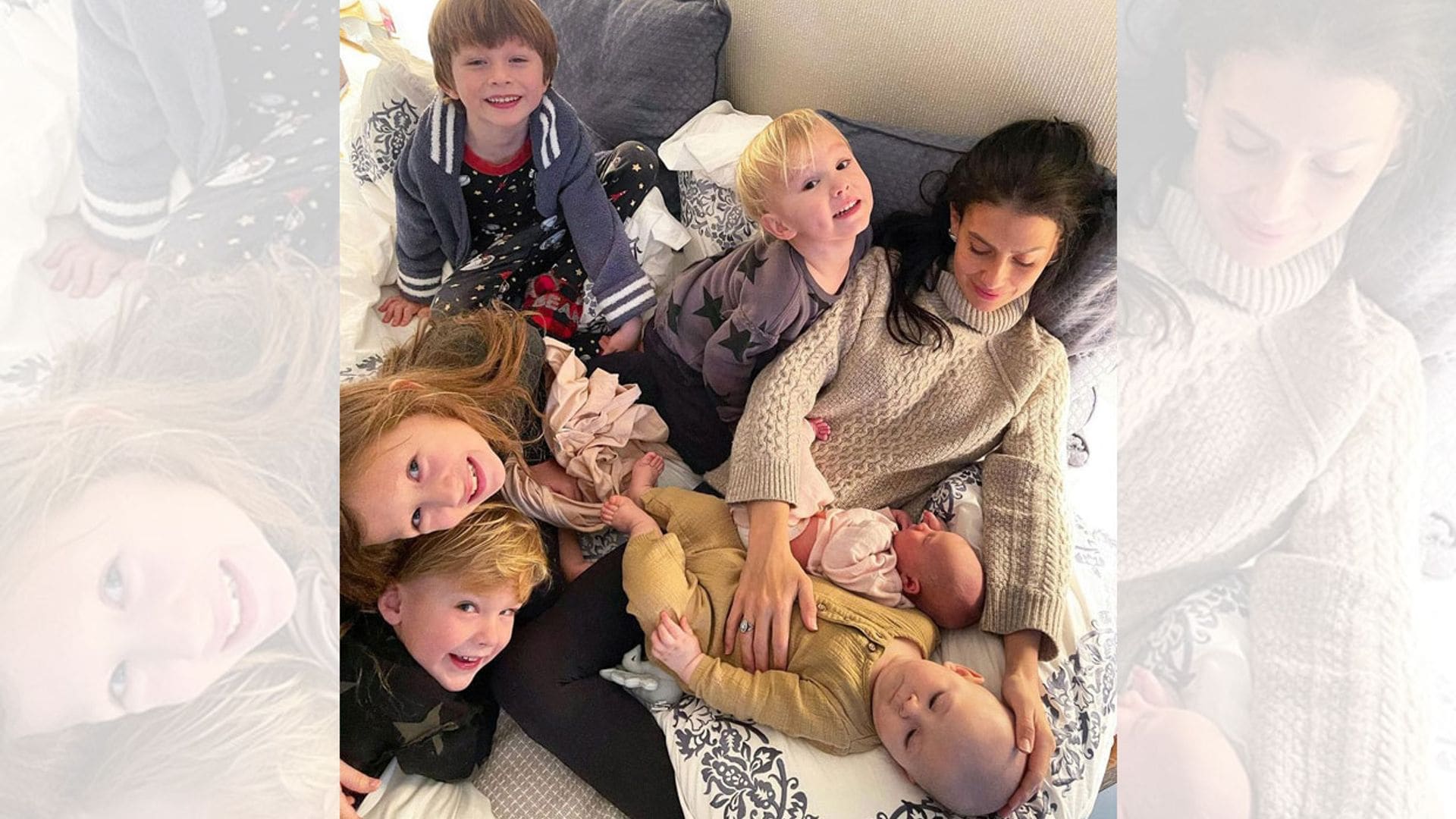 Las conmovedoras palabras de Hilaria Baldwin sobre su nueva hija y 'los ángeles' que la trajeron a su familia