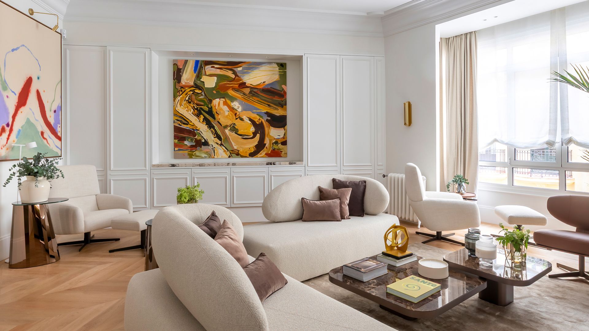 Cómo modernizar un piso del siglo XIX sin borrar su historia: elegancia serena y soluciones prácticas