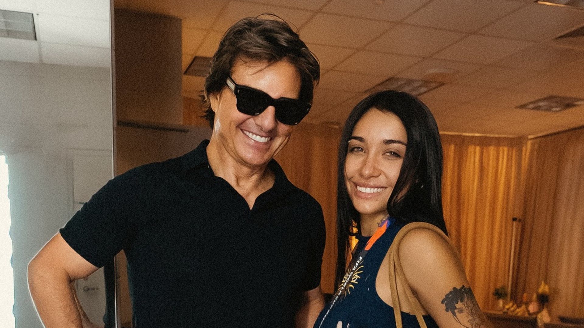 María Becerra conoció a Tom Cruise en la ceremonina de clausura del Mundial 2026