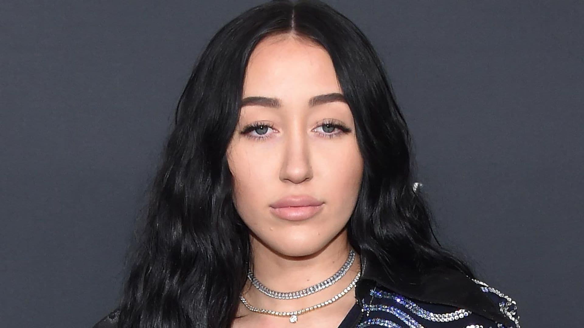 Noah, la hermana pequeña de Miley Cyrus, de 22 años, se sincera sobre sus adicciones: 'Estaba ida'