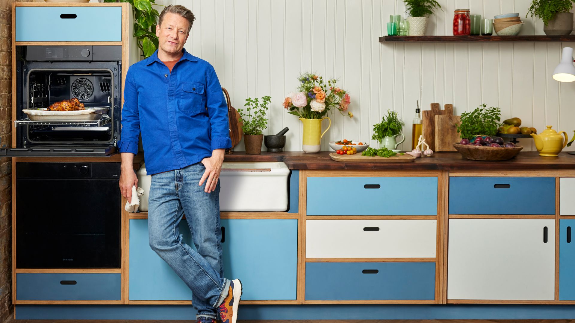 Jamie Oliver, chef: "La inteligencia artificial va a revolucionar la forma en la que cocinamos en casa"