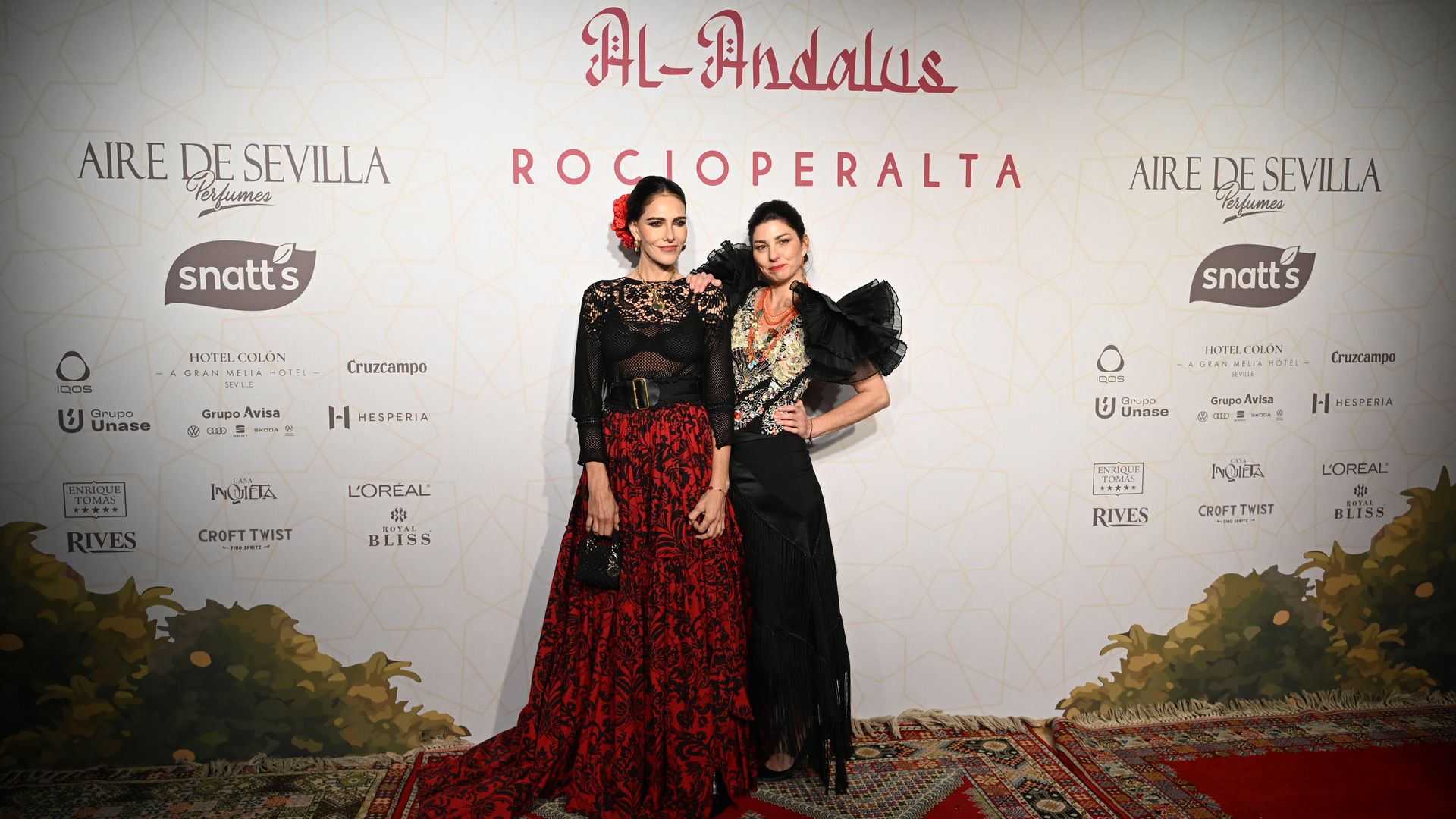Rocío Peralta reúne a la alta sociedad sevillana para presentar su nueva colección flamenca, 'Al-Ándalus': de Adriana Abascal a Olivia de Borbón