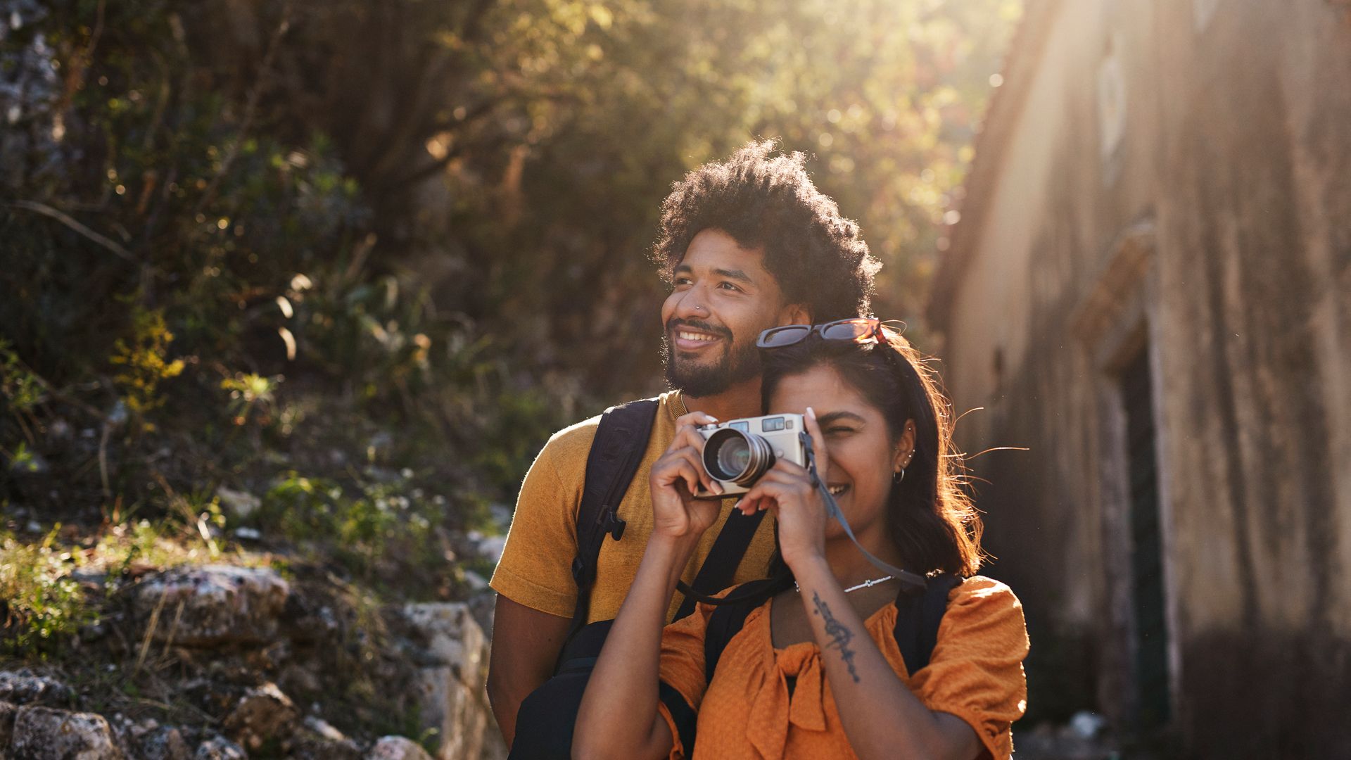 Aventúrate a sacar las mejores fotografías con esa cámara profesional que siempre soñaste tener.