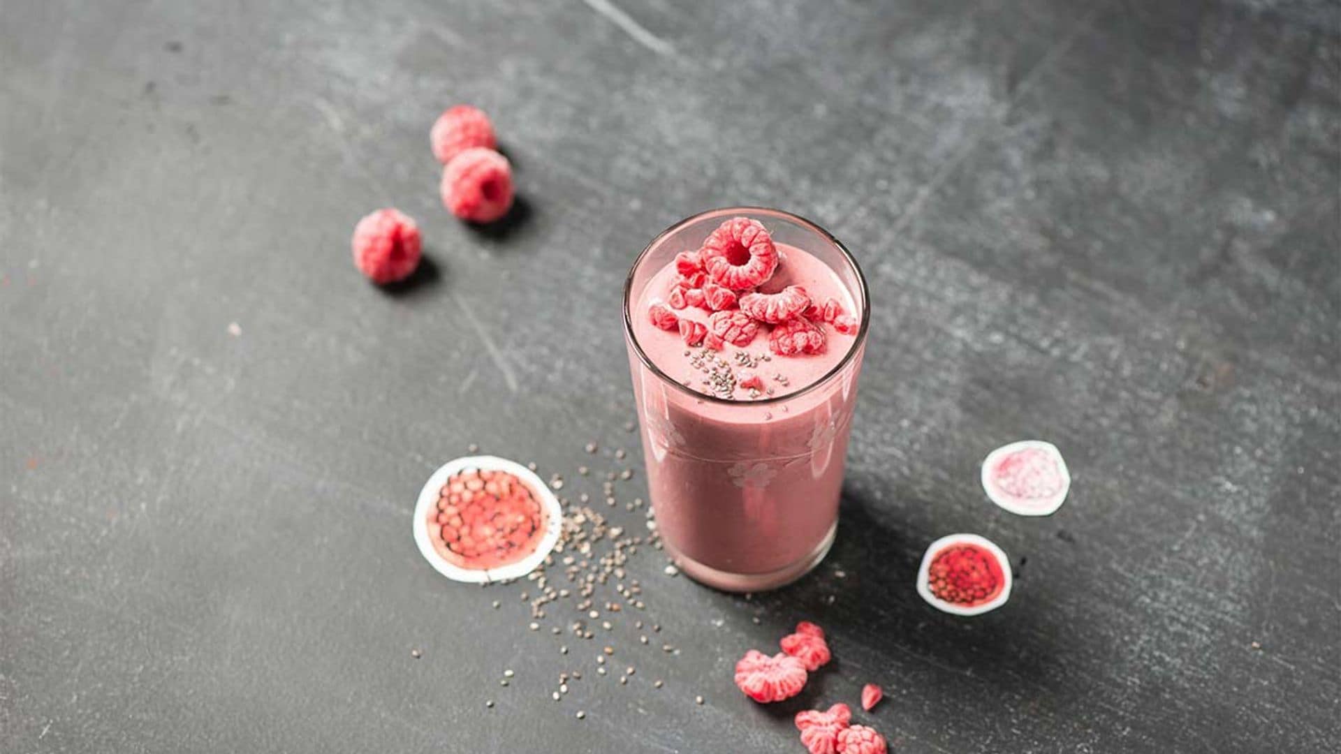 'Smoothie' de frambuesas y fresas congeladas