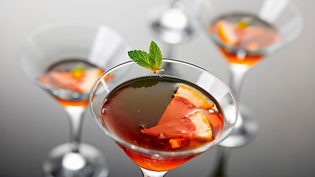 coctel manhattan