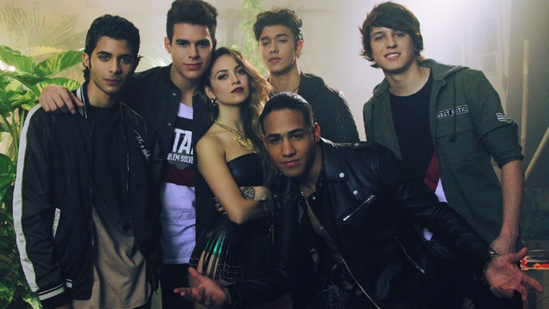 Ana Mena, CNCO y la canción que está dando tanto de que hablar