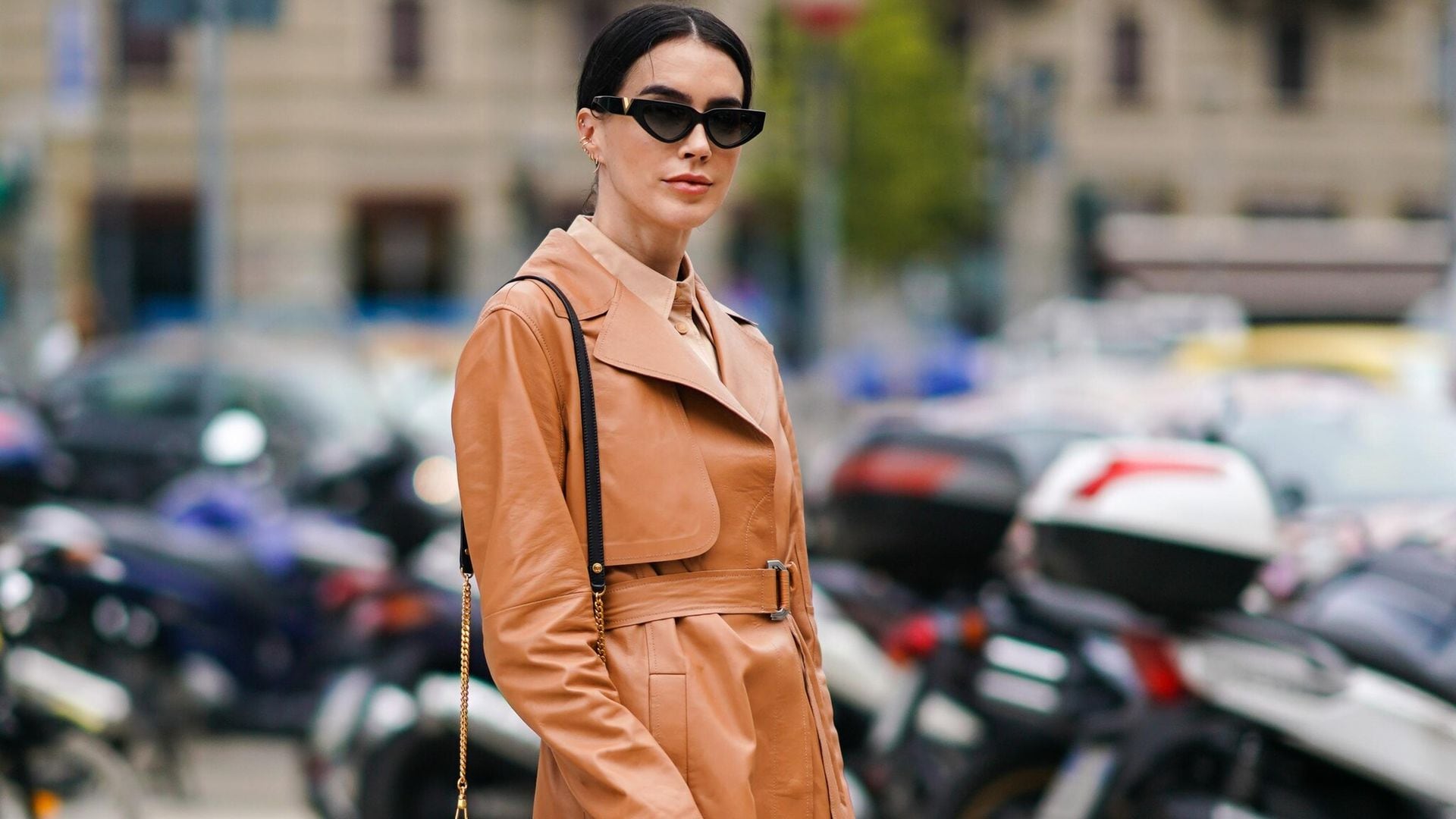 4 piezas básicas para darle un toque nuevo a tus looks