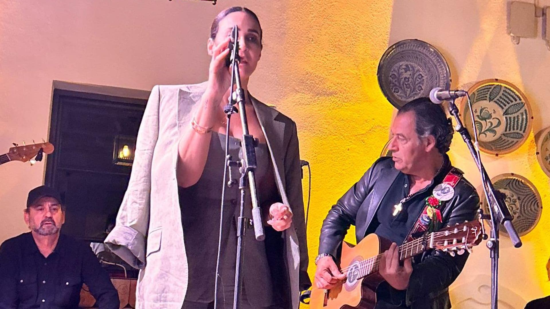 Vicky Martín Berrocal declara su amor a Enrique Solís a ritmo de rumba