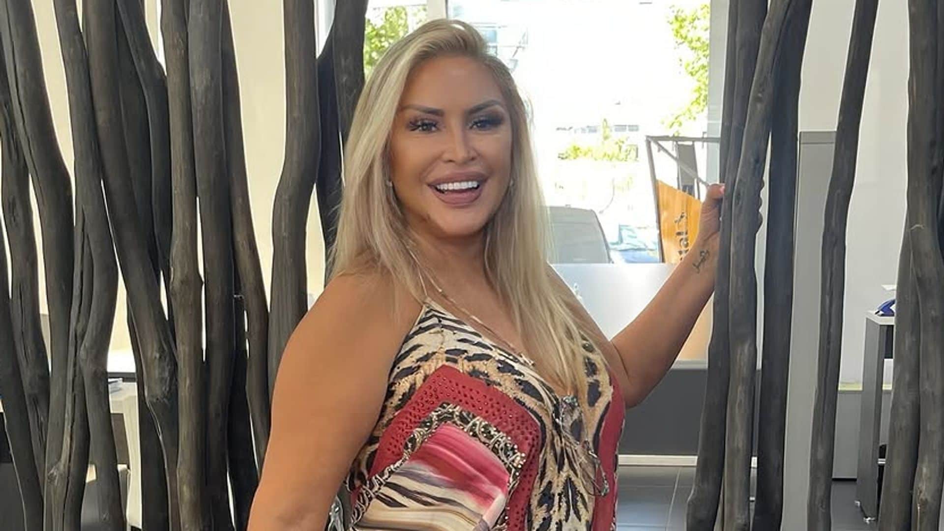 Raquel Mosquera revoluciona las redes sociales con su sorprendente cambio de imagen, ¿filtro o realidad?