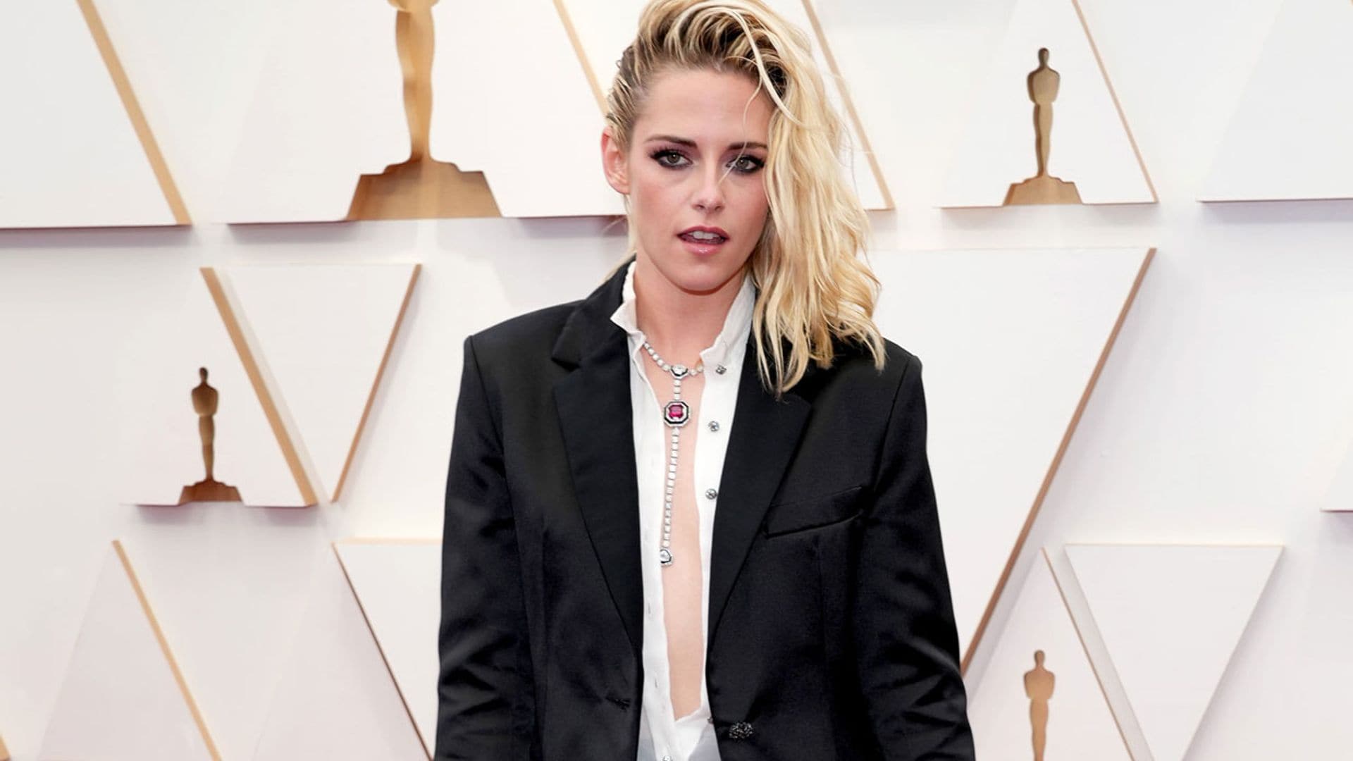 Los 'microshorts' de Kristen Stewart y otros looks rompedores de la noche