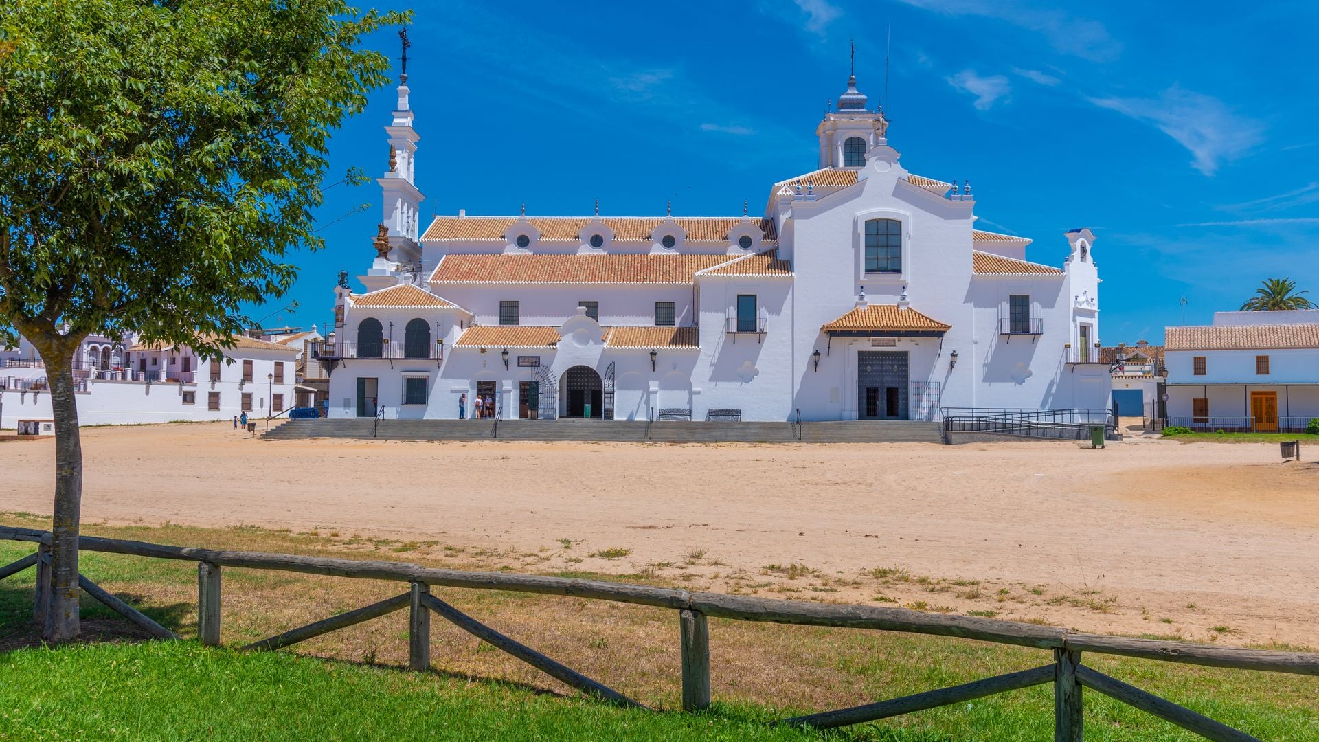Aldea de El Rocío y santuario de la Blanca Paloma, Huelva