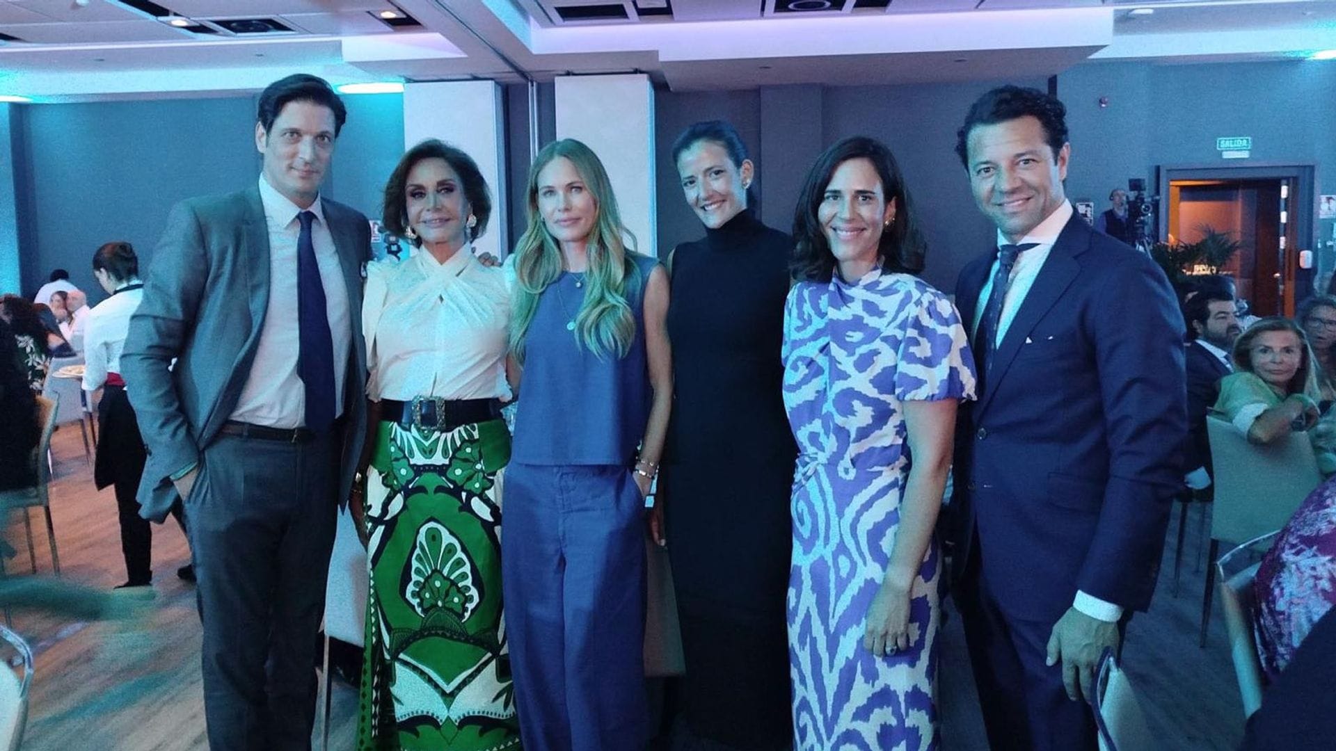 La gala benéfica, impulsada por Clara Caruana, novia de Luis Medina, reúne a Naty Abascal, Helen Svedin y Bárbara Mirjan en una emotiva velada