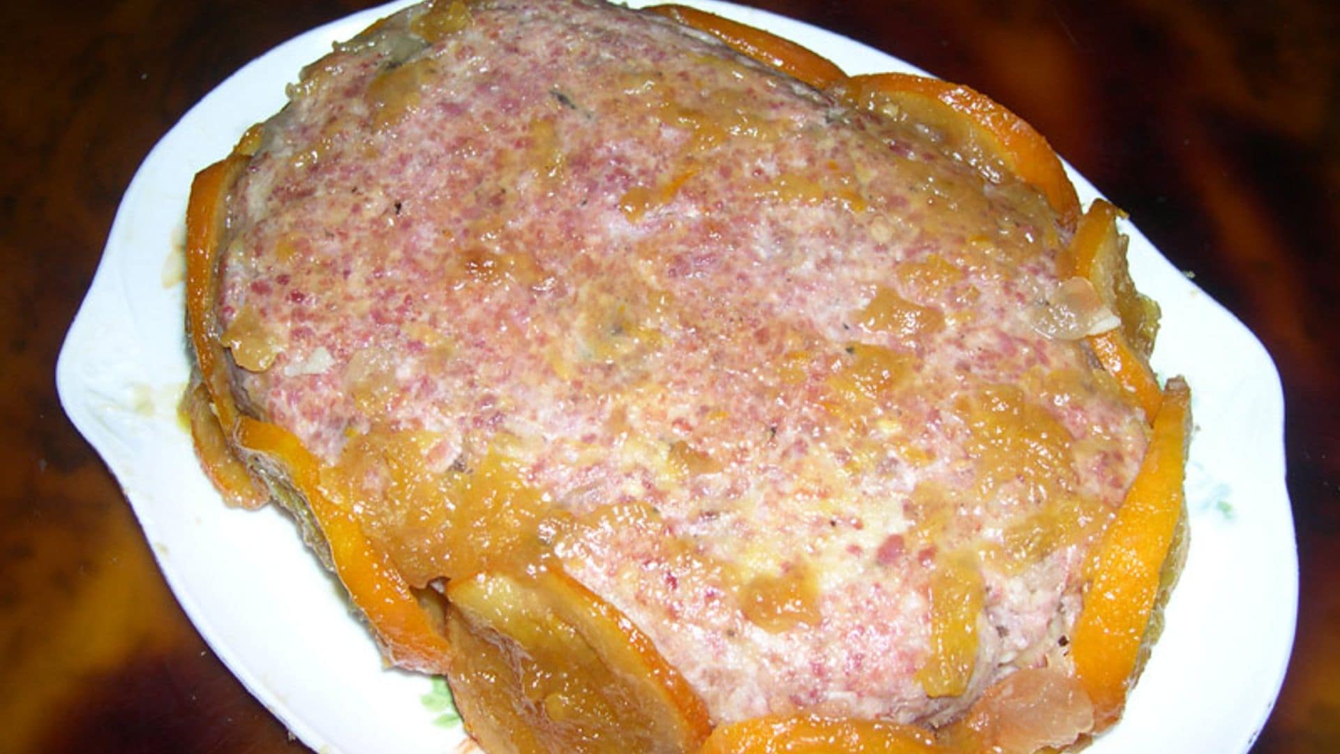 Lacón trufado