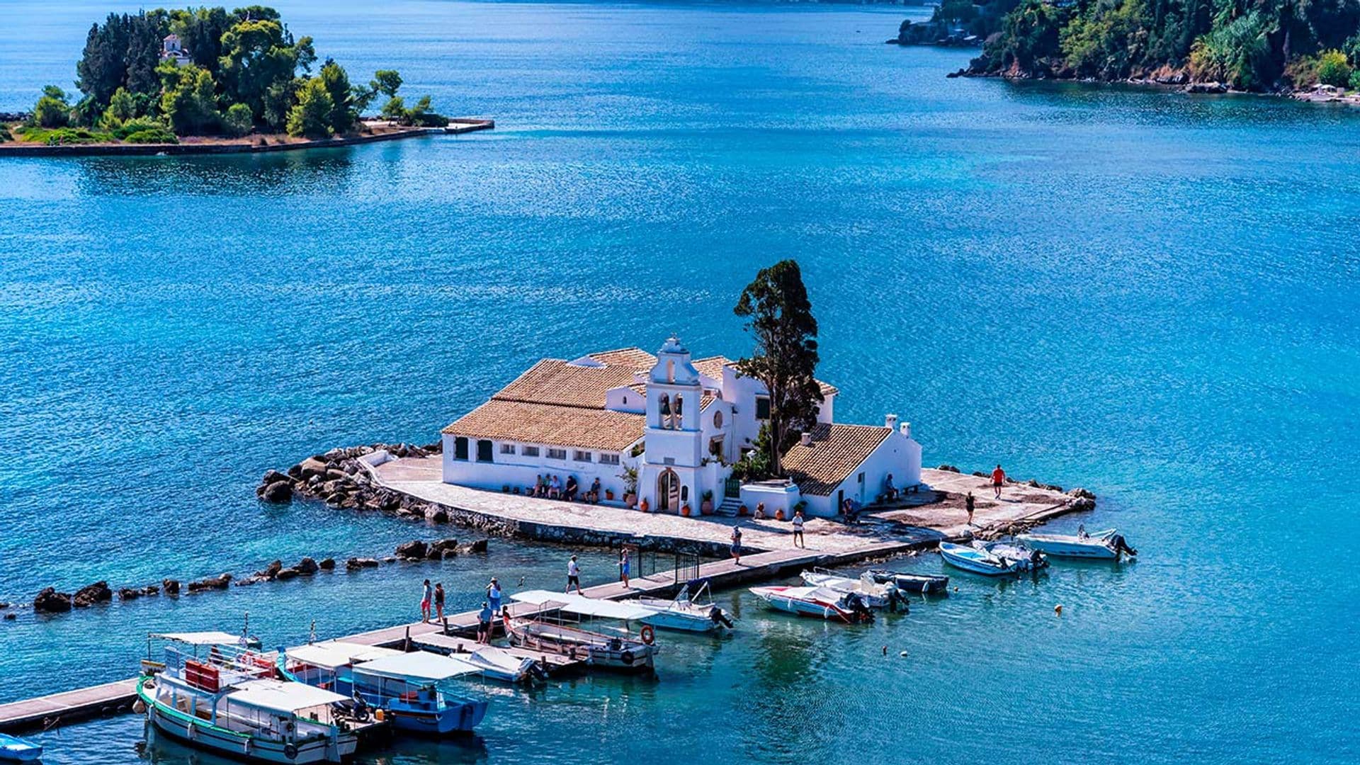 Corfú, la isla griega (del Jónico) que enamoró a Sissi y a los Durrell