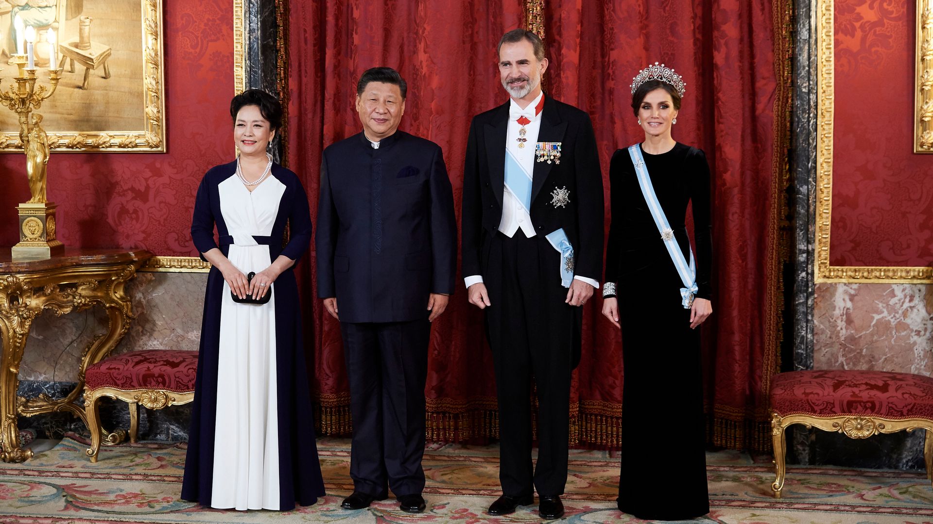 La primera vez que Letizia utilizó la tiara fue para una visita del presidente de China.