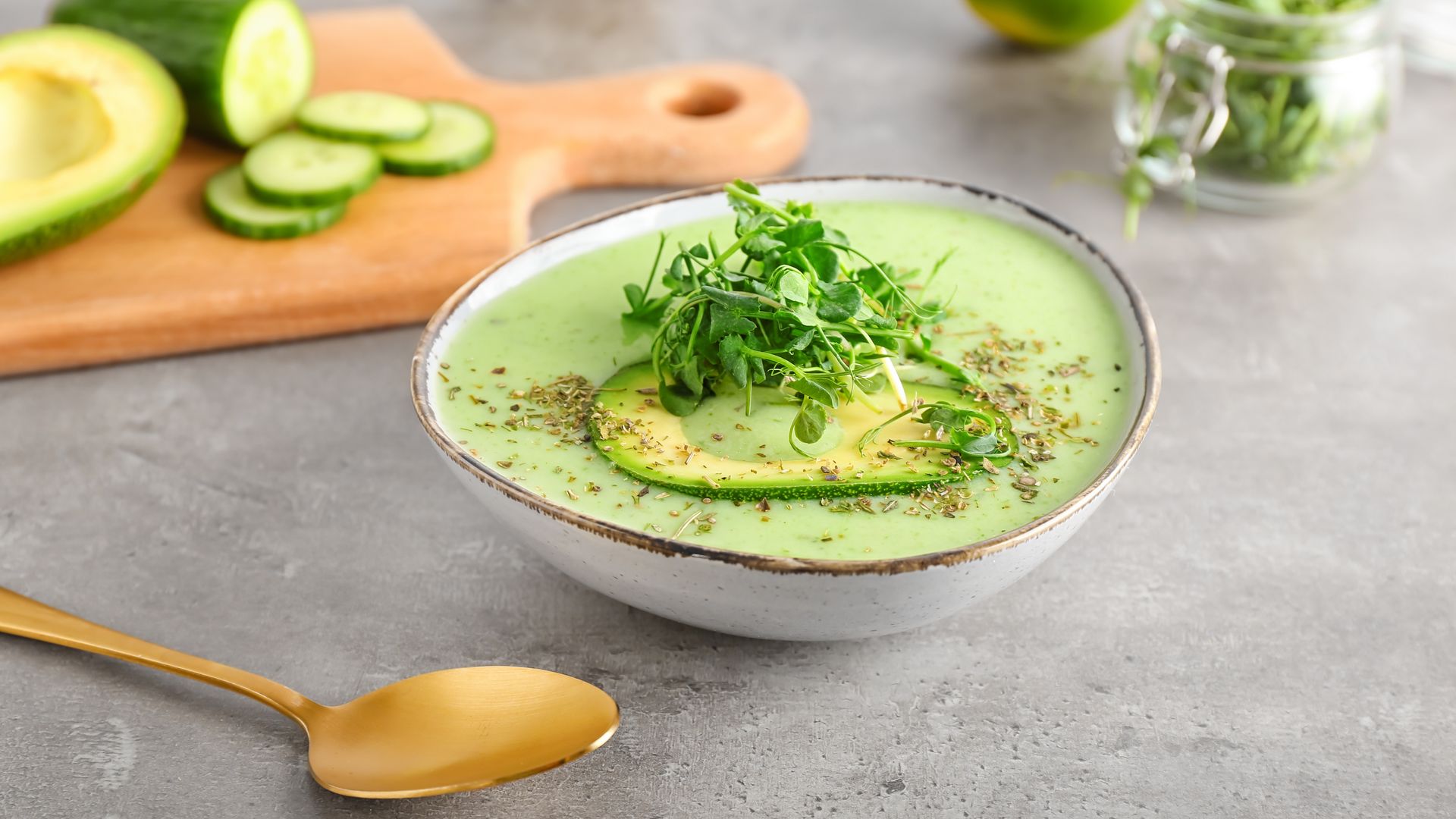 Gazpacho de aguacate