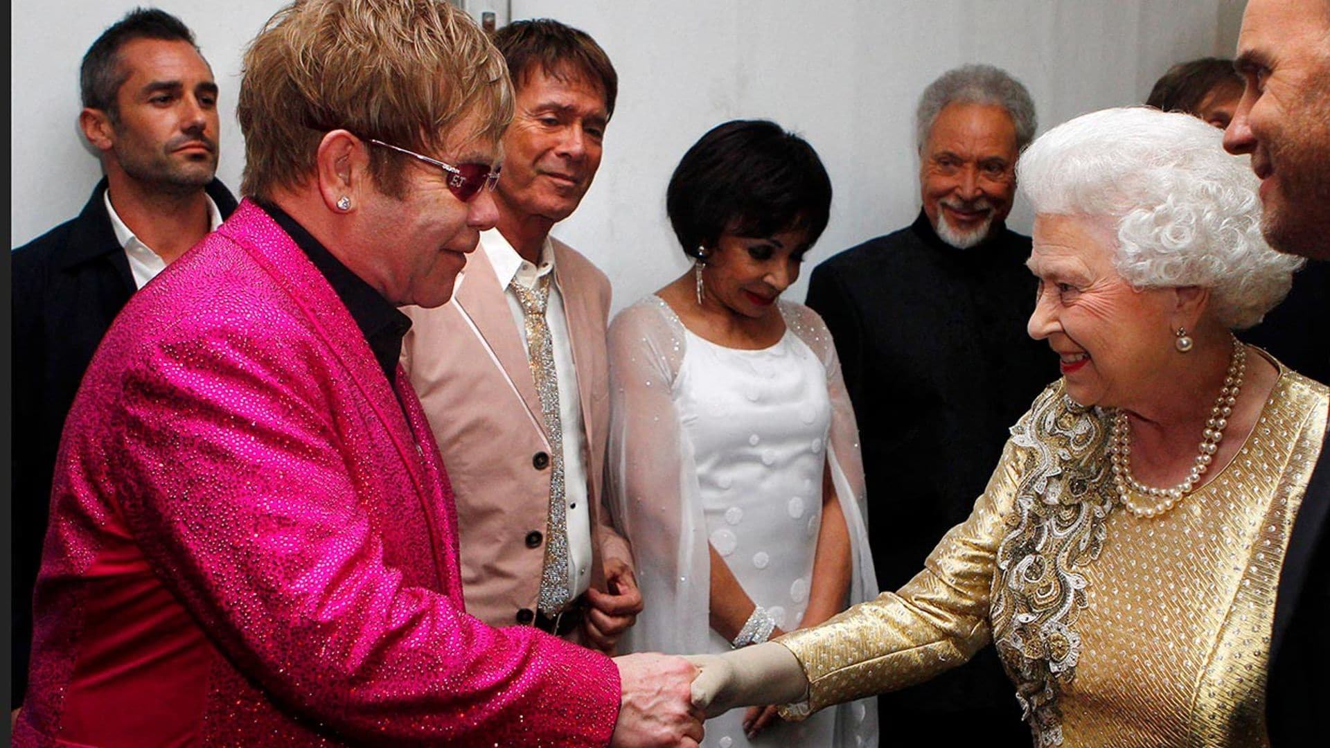 La emotiva despedida de Elton John, Helen Mirren y Mick Jagger a Isabel II, 'una mujer inspiradora'