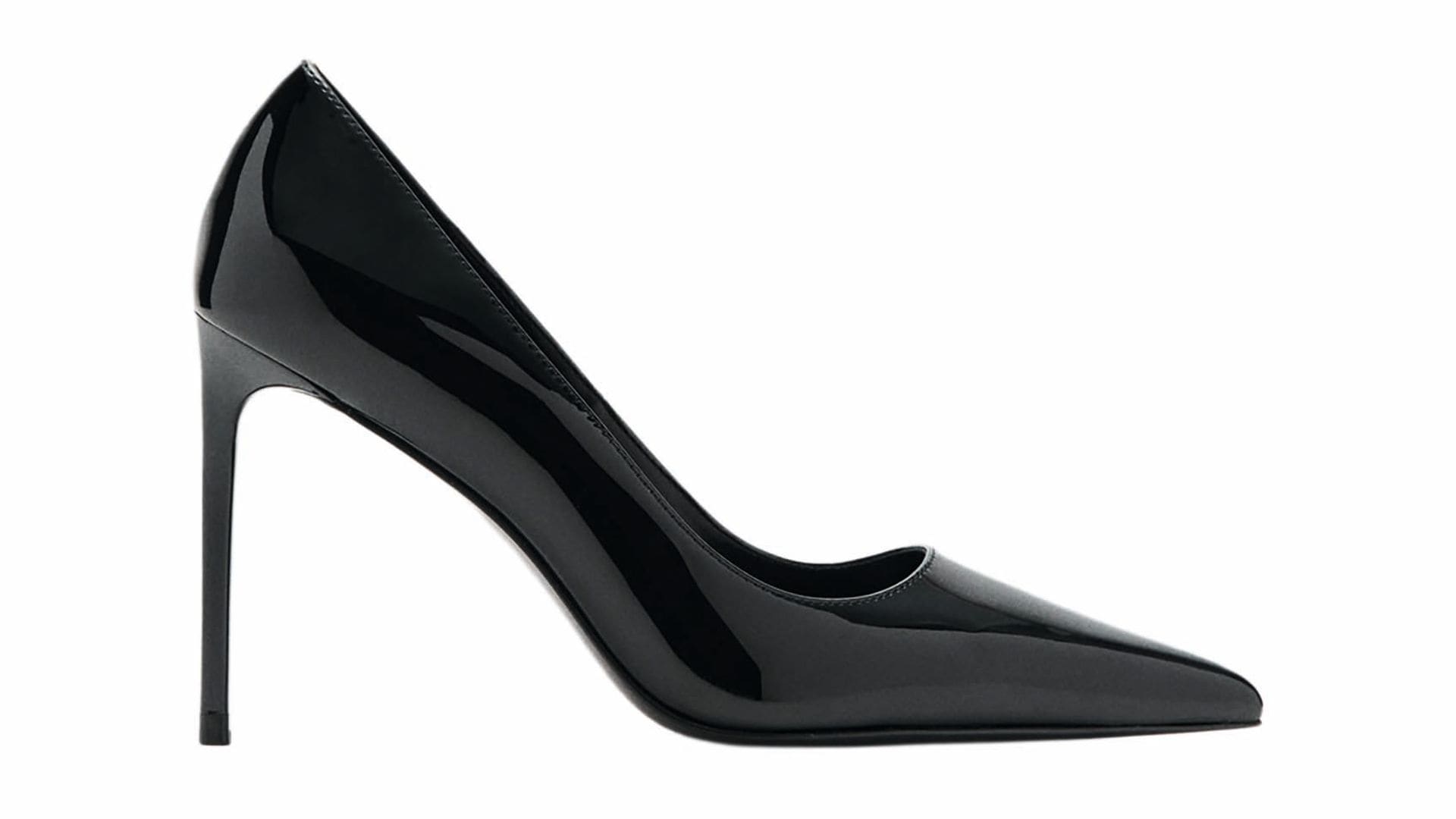 Salón acharolado (35,99 €), de Mango