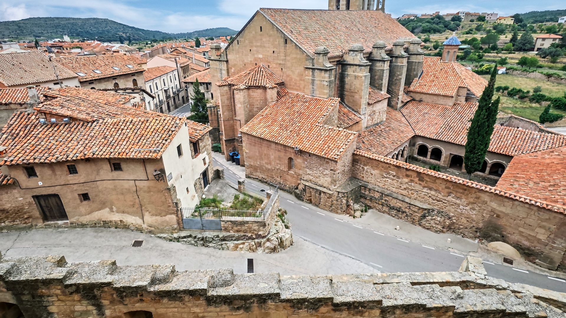 El bonito pueblo de Teruel donde es imposible pasar frío en invierno por lo mucho y bien que se come