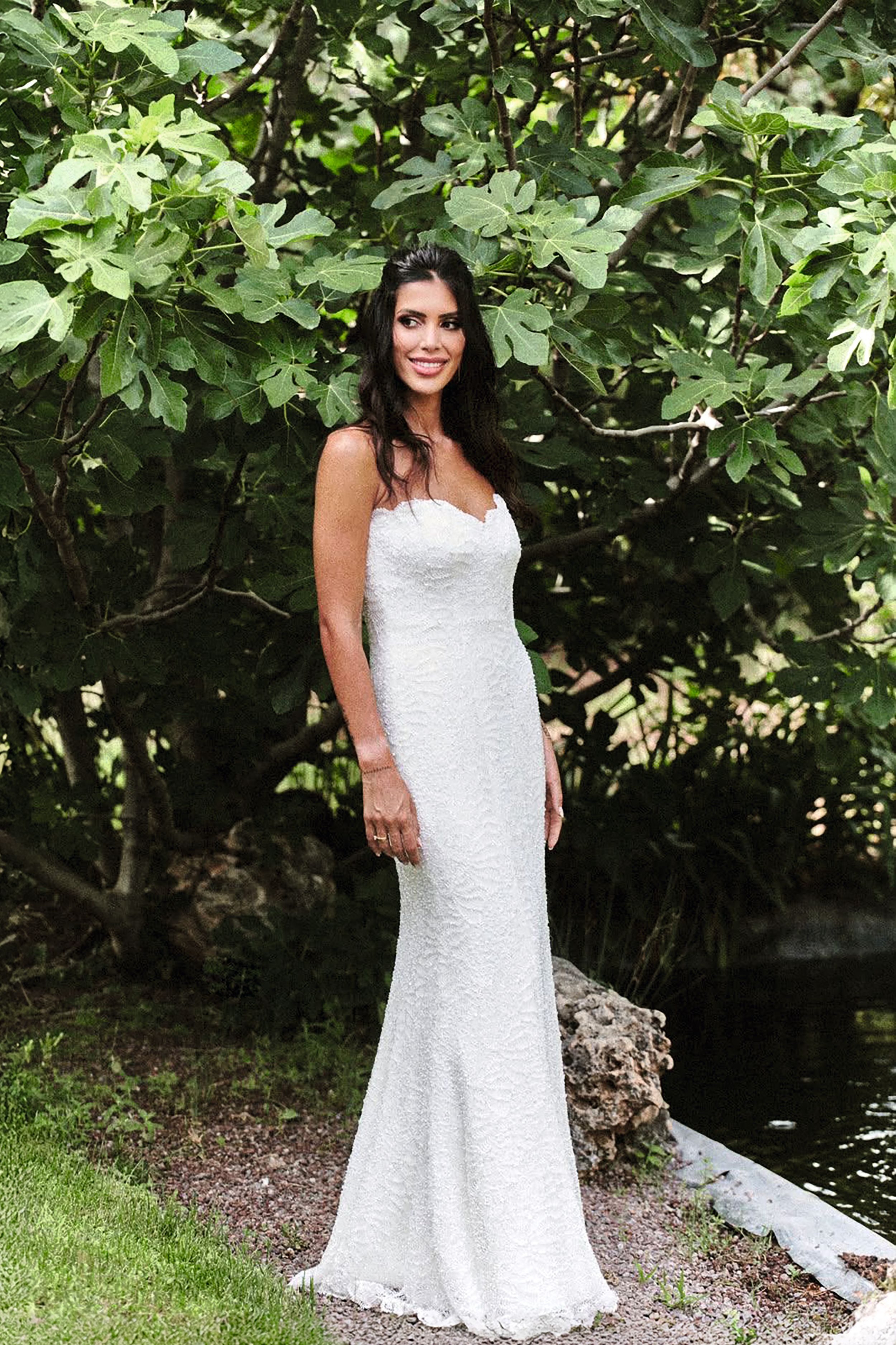 LA DIVERTIDA BODA DE INGRID SANZ HIJA DE FERNANDO SANZ E INGRID ASENSIO, ENTRE ESTRELLAS DEl FÚTBOL