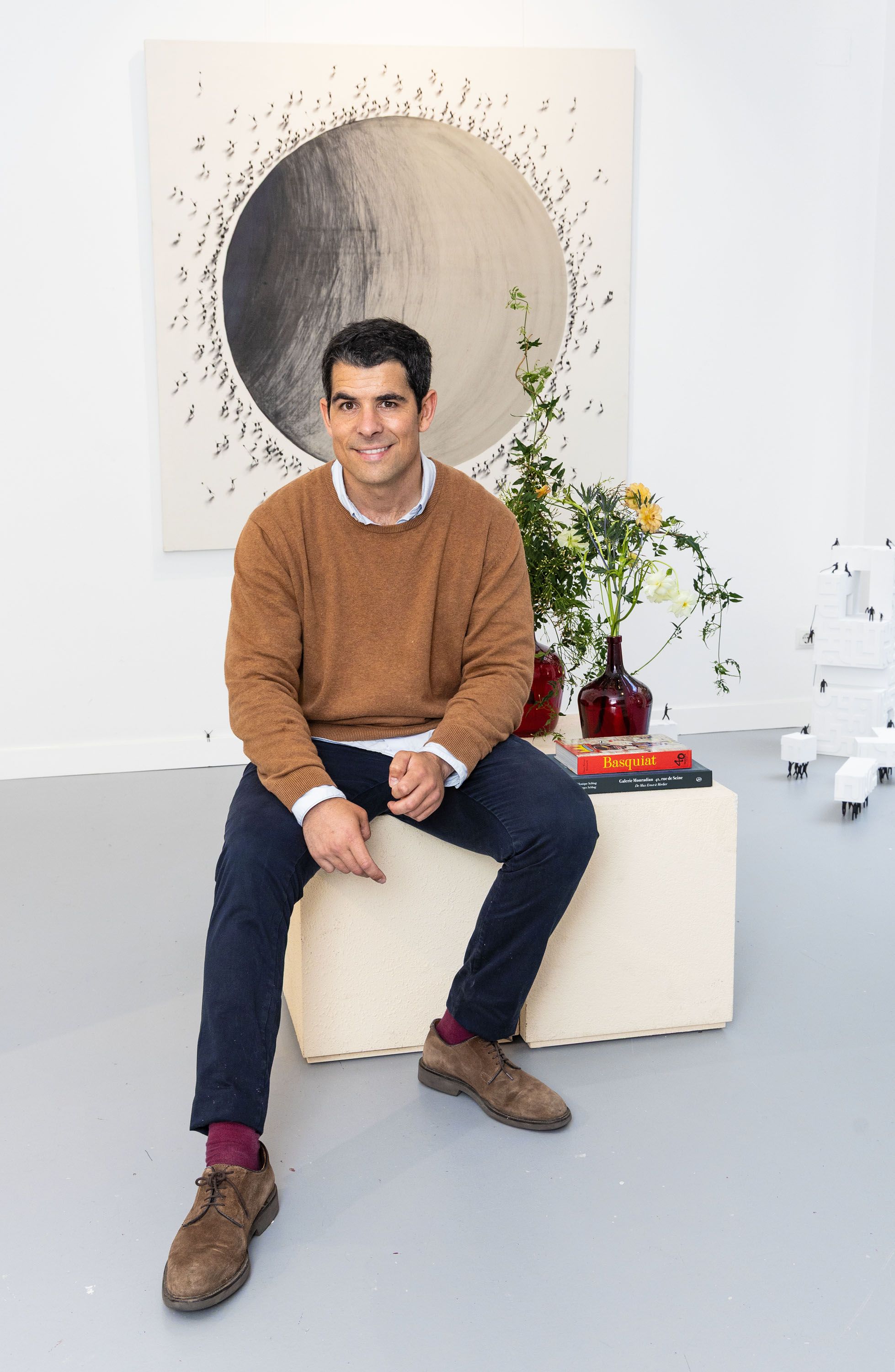 Jaime Monge en su estudio en Chamberí